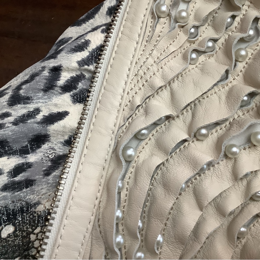 Figure flaCream lame leather forever completely reversible - Picture 7 of 16